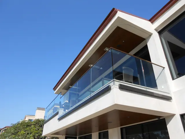 Residential Glass Railing Installation Expert Irvine