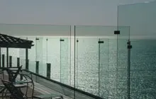 Outdoor Glass Deck Rail